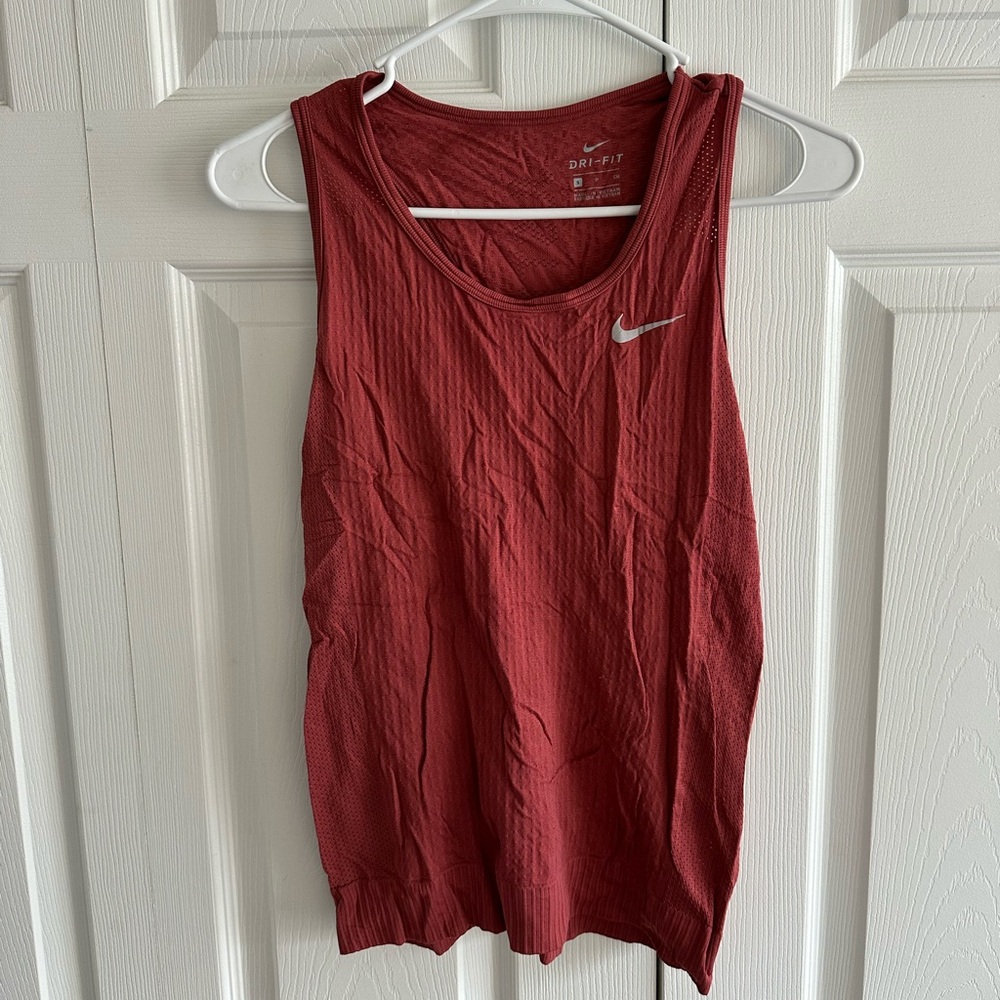 nike tank